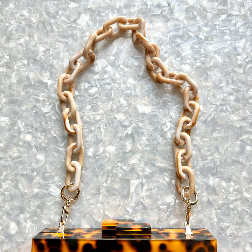 Chain Link Short Acrylic Purse Strap in Au Naturale