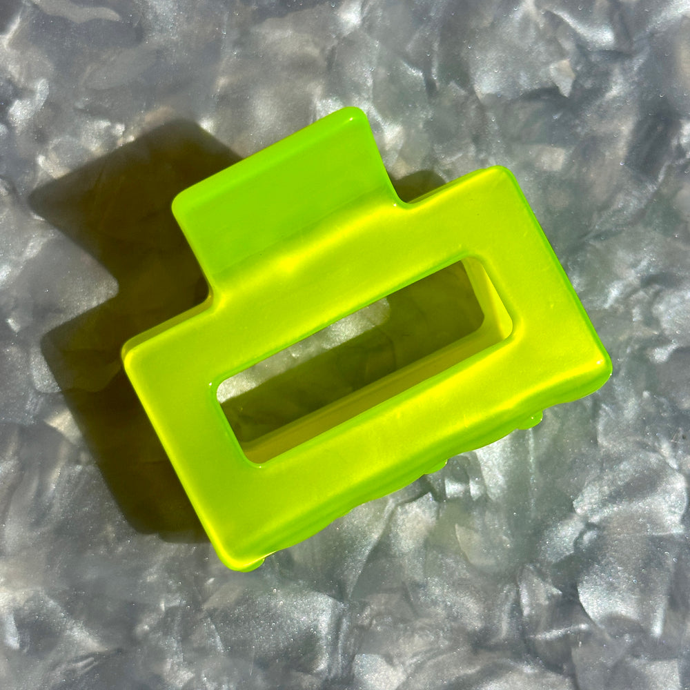 Claw Clip in Neon Yellow