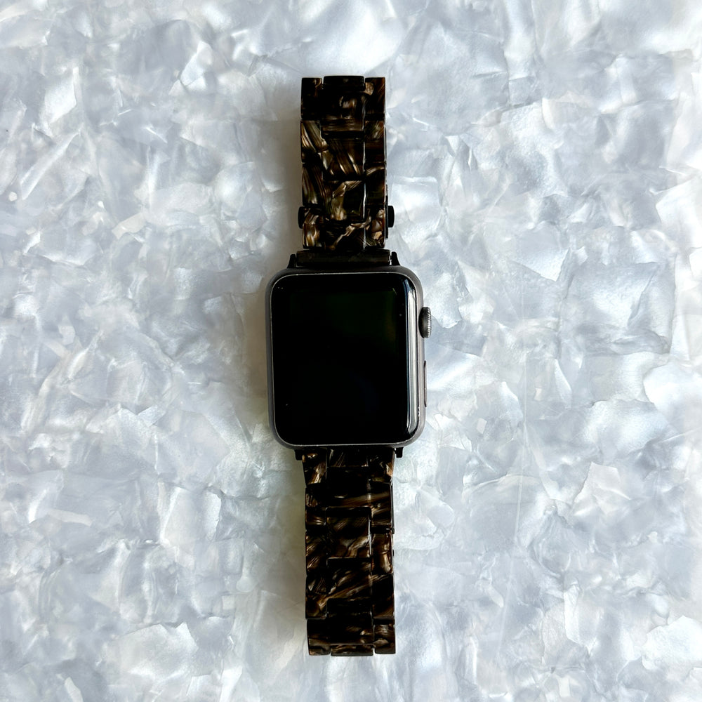 Apple Watch Band in Brown to Earth