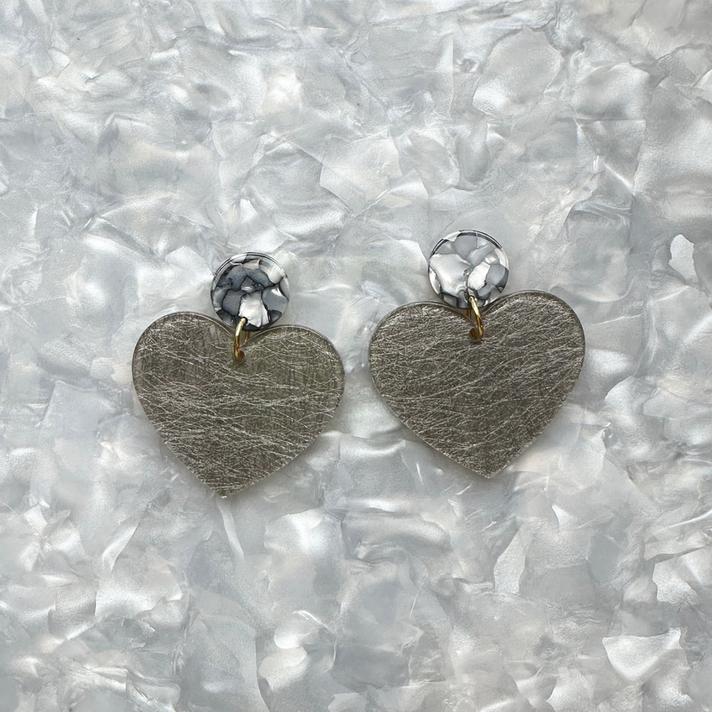 acrylic Heart Earrings in Steel In Love and gray 