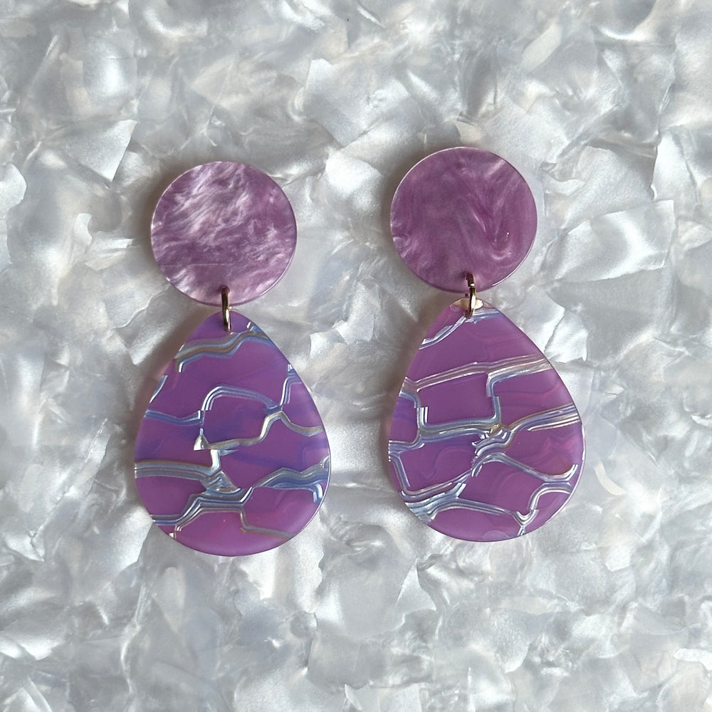 Teardrop Earrings in Lavender Haze