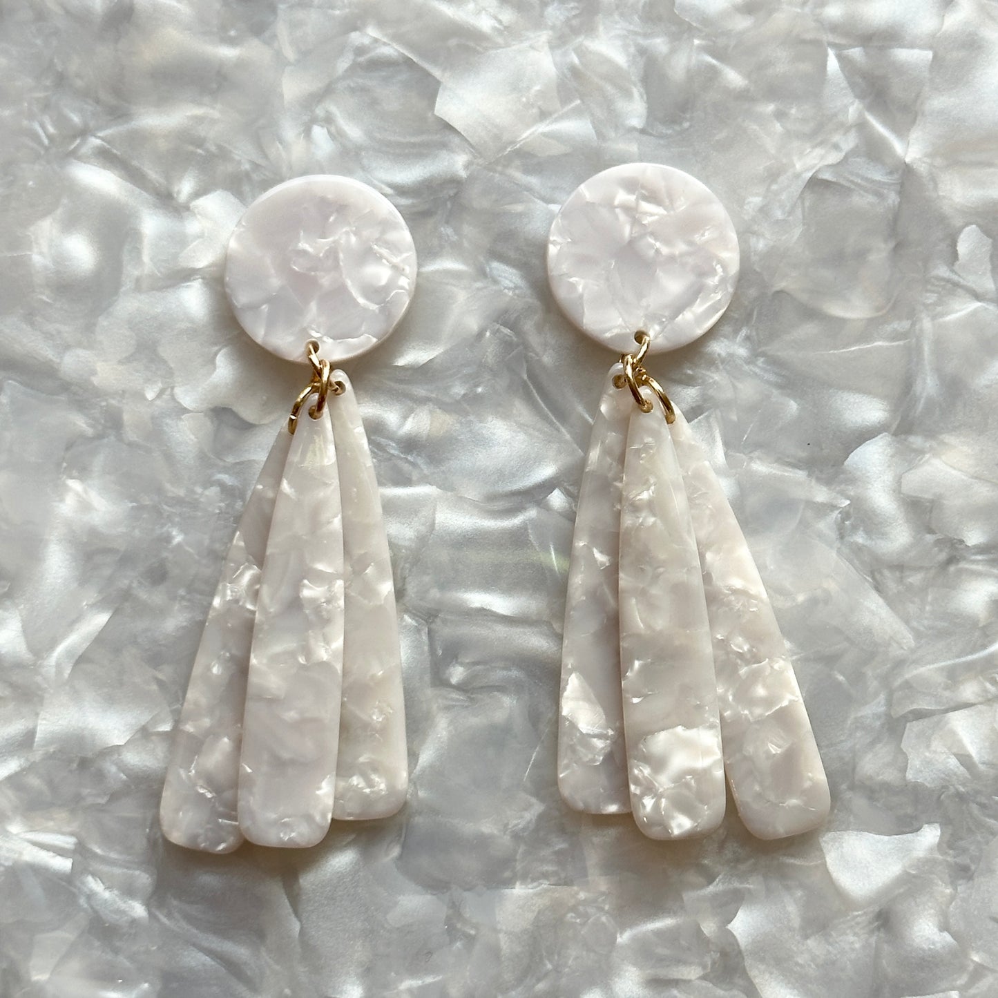 acrylic flower Petal Drop Earrings in white