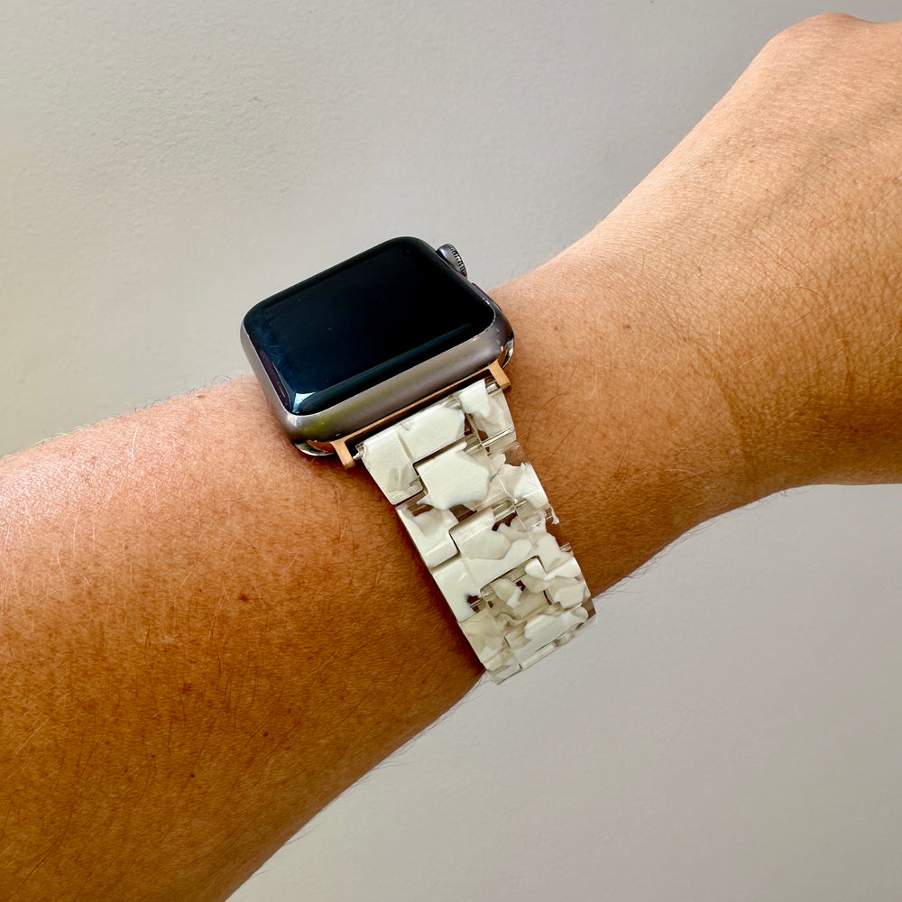 woman wearing Apple Watch Band in Baby's Breath white and clear