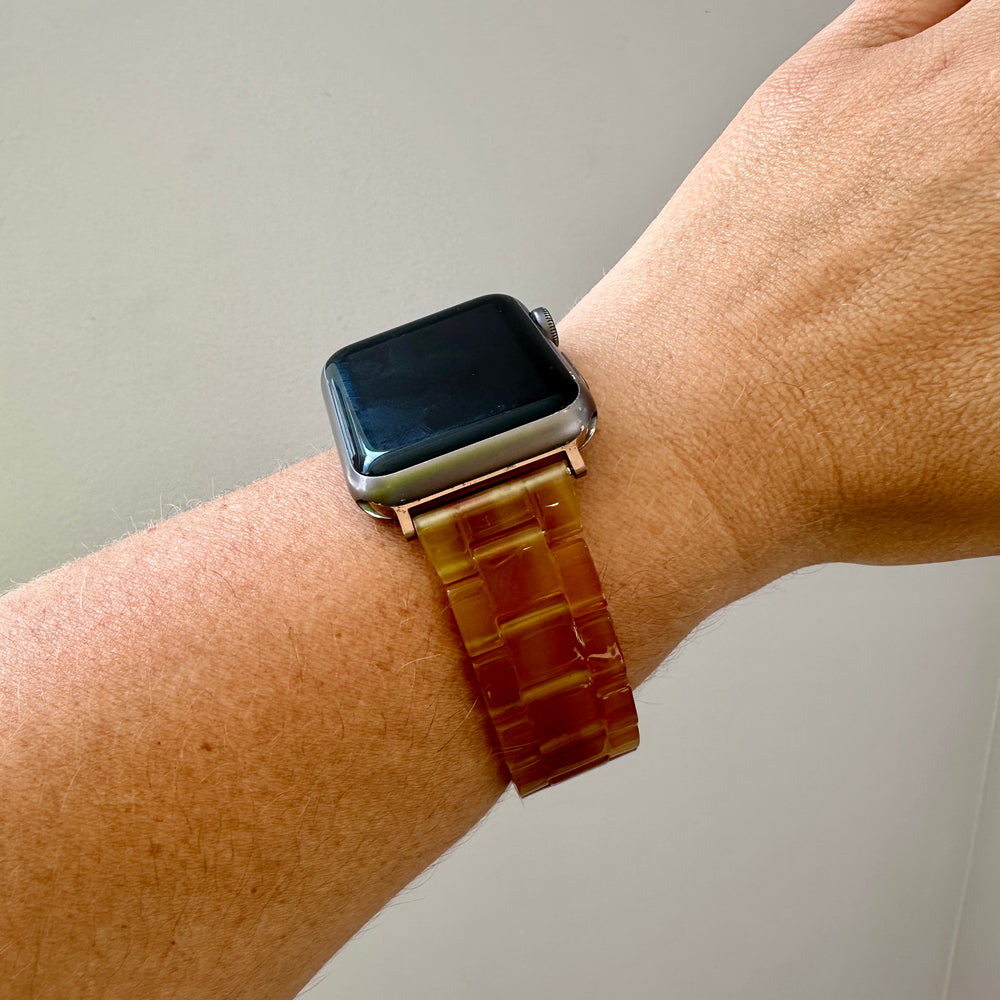 woman wearing Apple Watch Band in Caramel brown