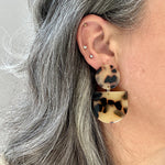 woman wearing acrylic Tab Drop Earrings in Blonde Tortoise