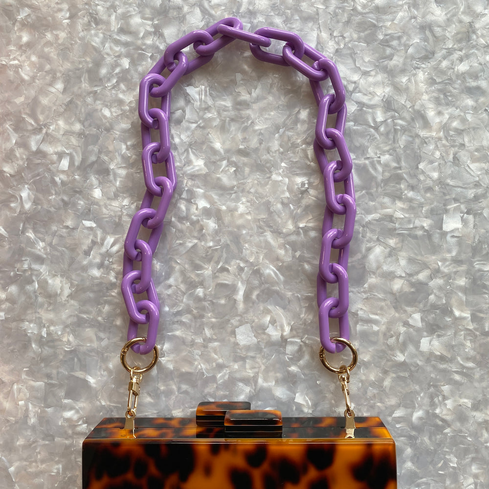 Chain Link Short Acrylic Purse Strap in Lilac