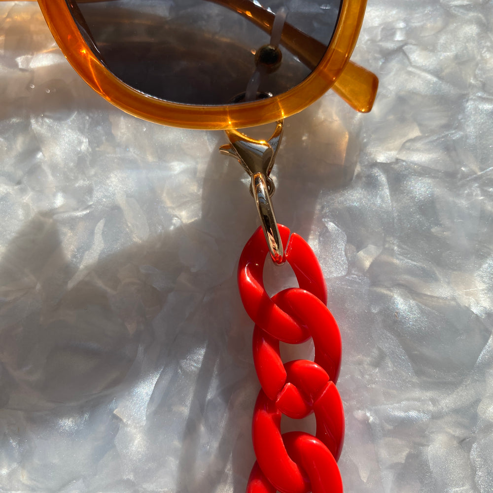 Accessory Chain in Cherry Red