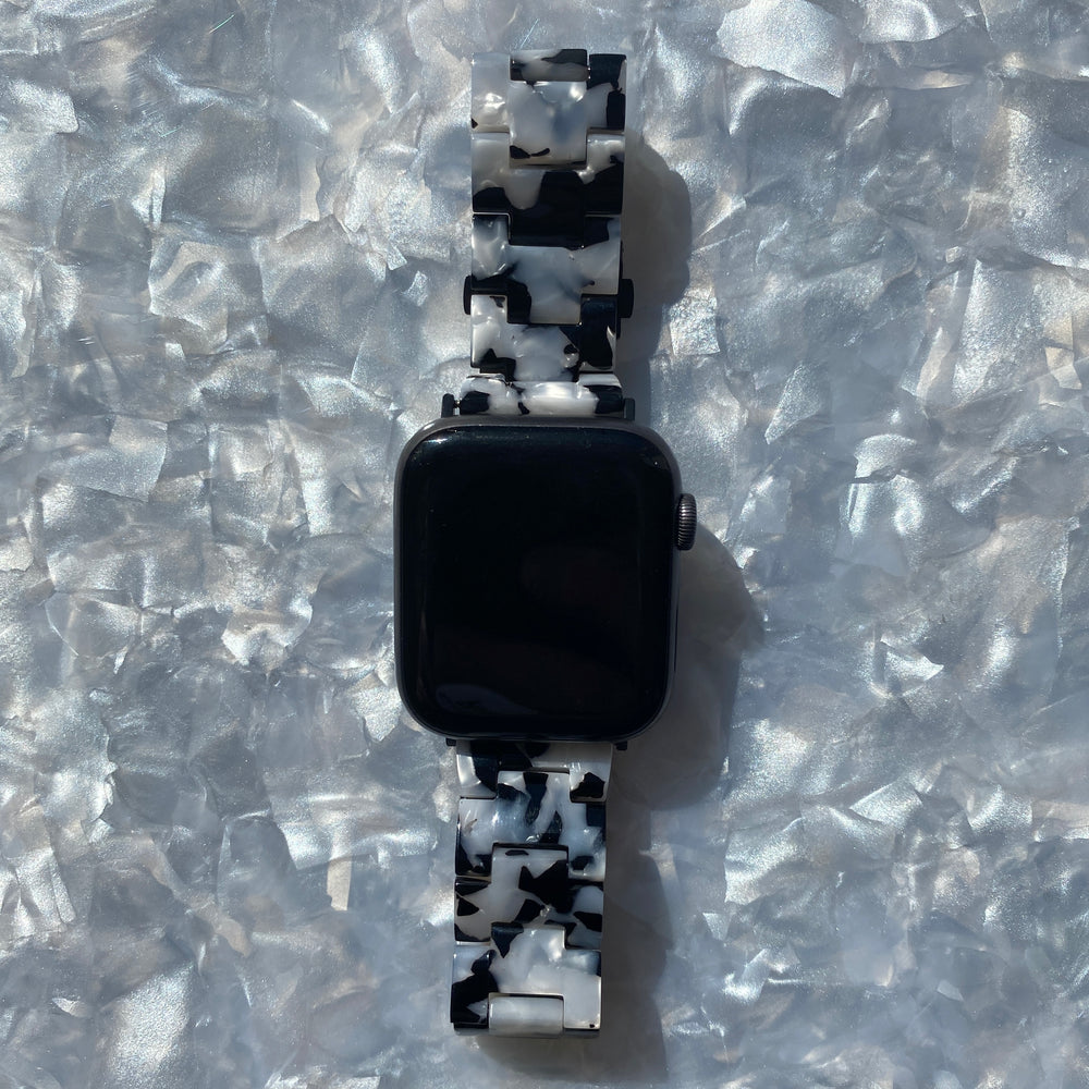 Apple Watch Band in Pearly Black and White