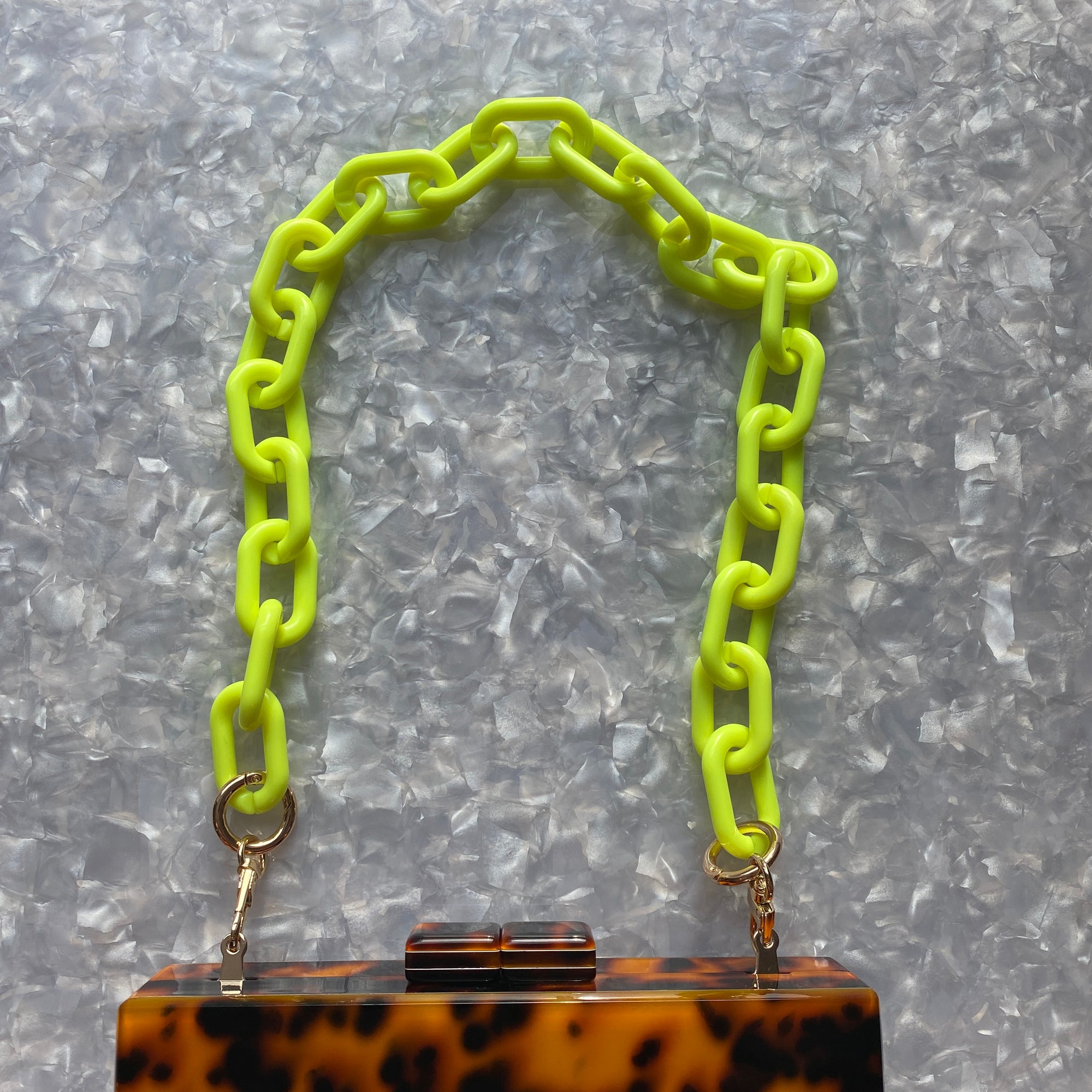 Chain Link Short Acrylic Purse Strap in Neon Yellow – Closet Rehab