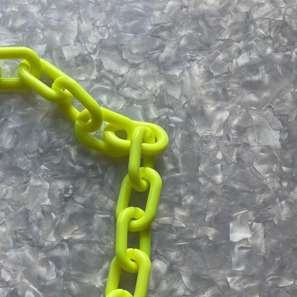Chain Link Short Acrylic Purse Strap in Neon Yellow – Closet Rehab
