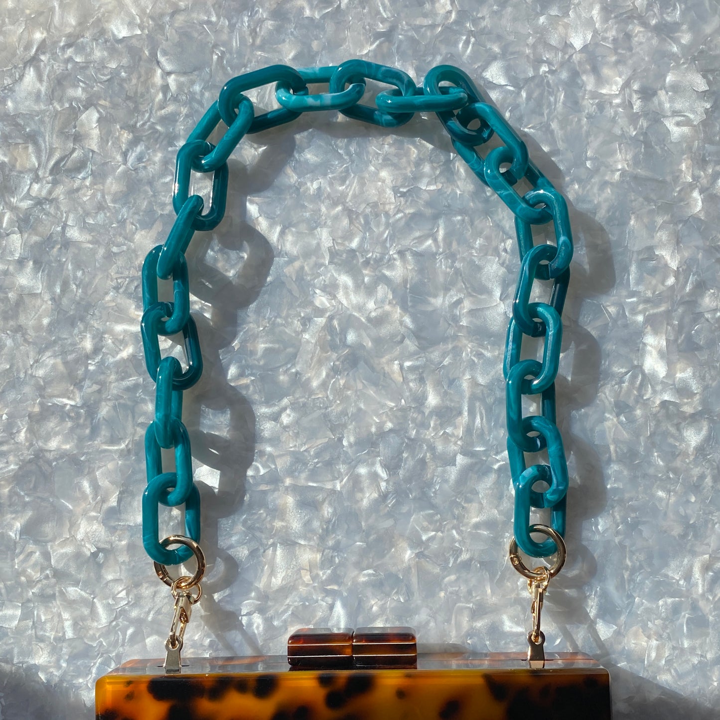 Chain Link Short Acrylic Purse Strap in Teal