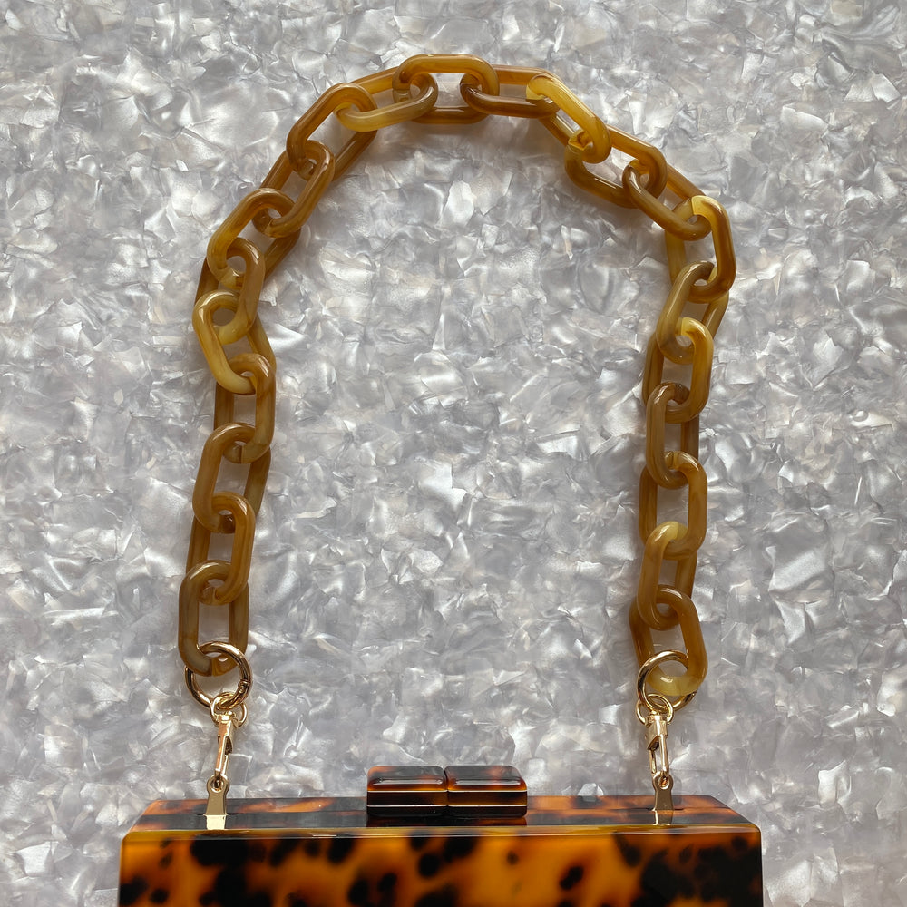 Chain Link Short Acrylic Purse Strap in Caramel
