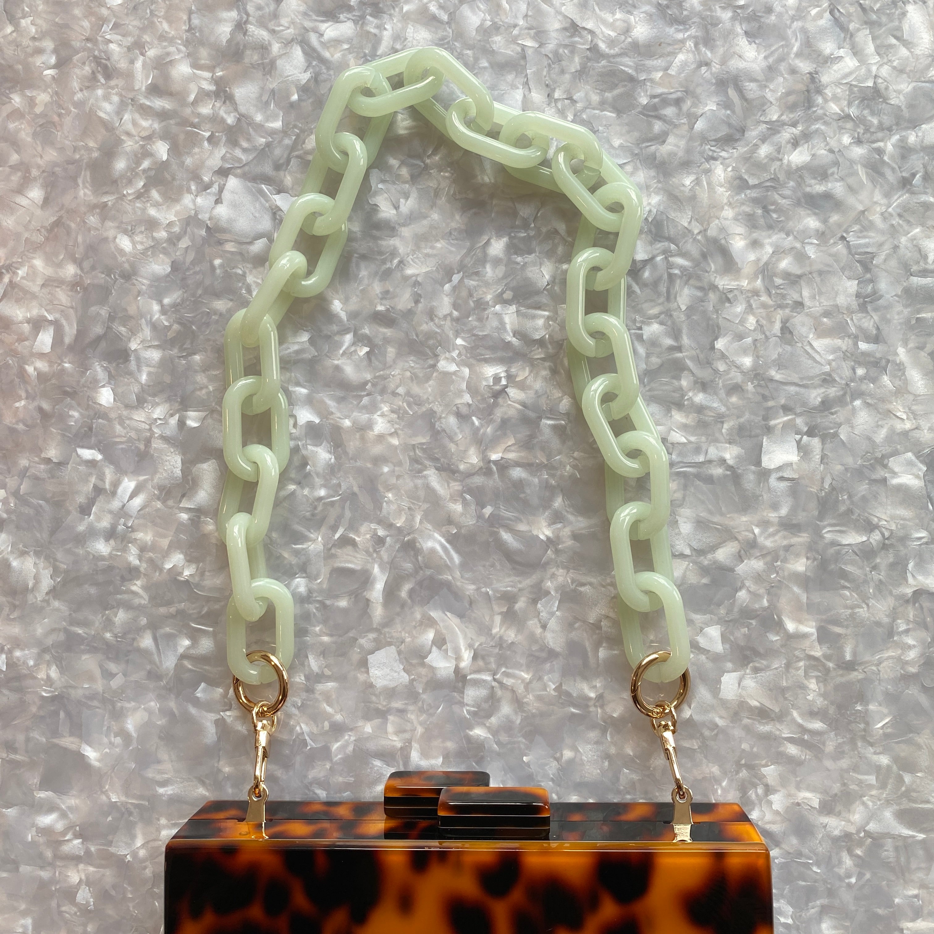Chain Link Short Acrylic Purse Strap In Orange
