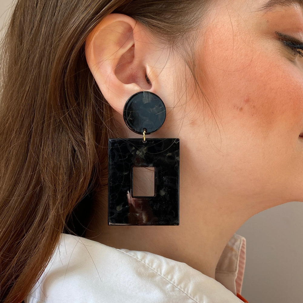 woman wearing acrylic Square Drop Earrings in Black